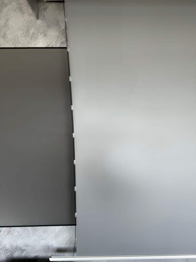 Ideale Leinwand fürs Wohnzimmer: Obsidian Vision BrightTV