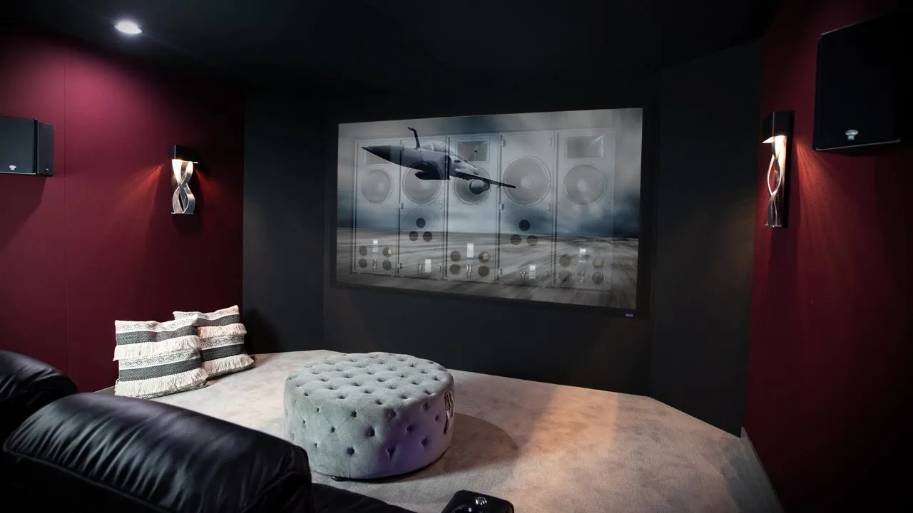 YouTube-Video abspielen: Klipsch Real Custom Cinema System